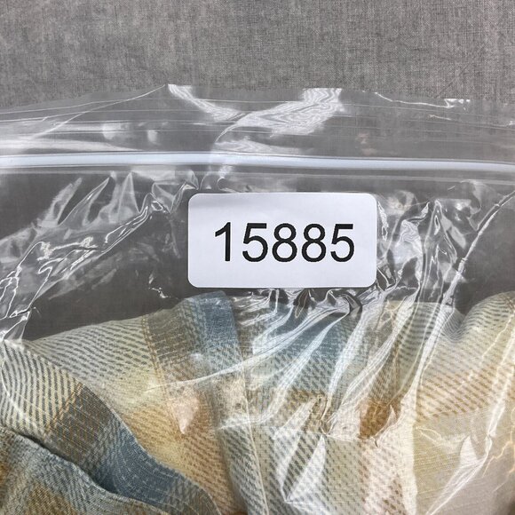 Tommy Bahama‎ Shirt Men XLarge Gray Yellow Plaid Embossed Silk Aloha Tropical - Picture 8 of 8